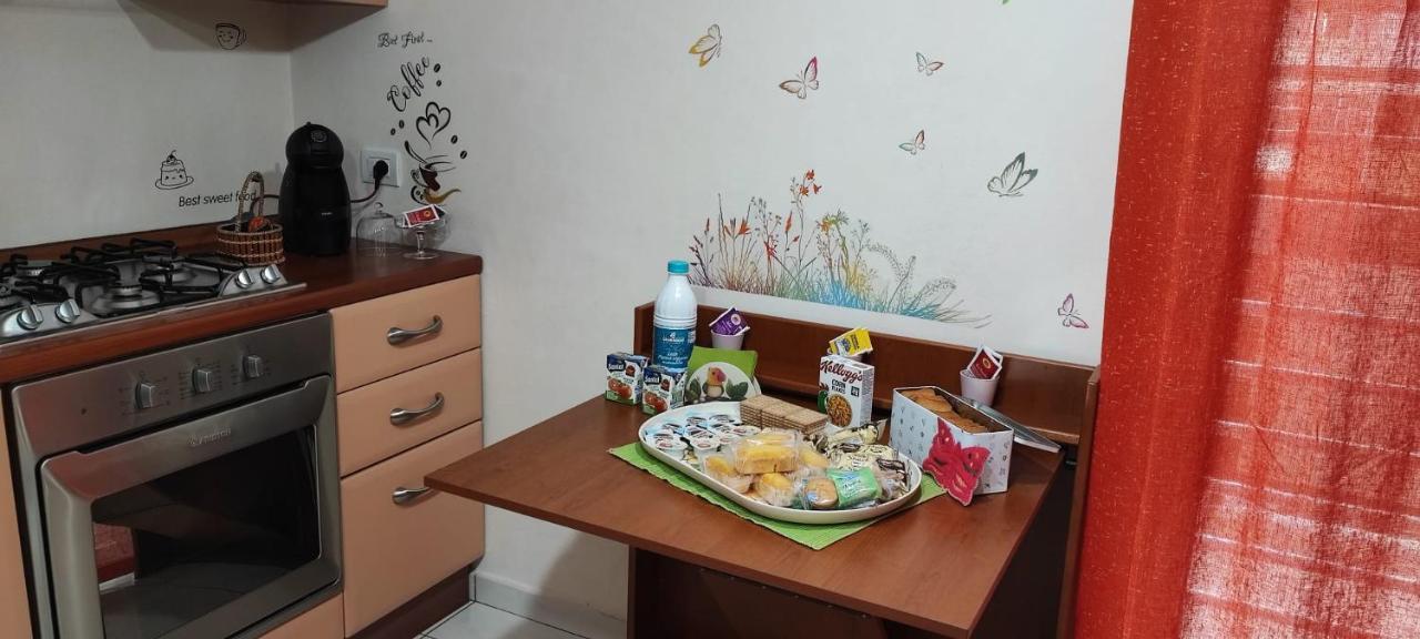 בארי Mariposa Guest House מראה חיצוני תמונה